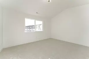 593 W Sungleam Ln, Saratoga Springs, UT 84045 - Photo 8