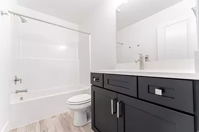 593 W Sungleam Ln #2388, Saratoga Springs, UT 84045 - Photo 2