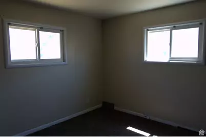 291 E 4300 S, Washington Terrace, UT 84405 - Photo 8