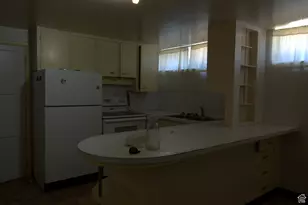 291 E 4300 S, Washington Terrace, UT 84405 - Photo 12