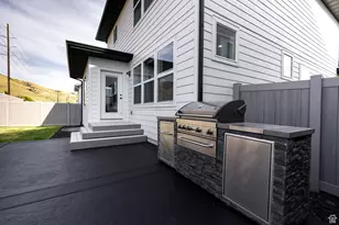 2304 W Northridge Dr, Lehi, UT 84043 - Photo 28