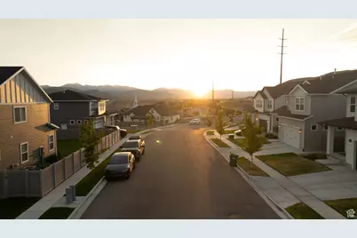 2304 W Northridge Dr, Lehi, UT 84043 - Photo 32