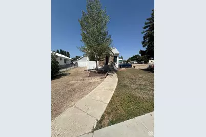 449 E 300 S, Price, UT 84501 - Photo 32