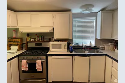 3860 Midland Dr #B32, Roy, UT 84067 - Photo 4