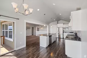 583 Sunset Dr, Santaquin, UT 84655 - Photo 10