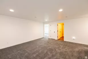 1077 S Red Barn Vw Dr, Santaquin, UT 84655 - Photo 24