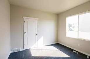 1077 S Red Barn Vw Dr, Santaquin, UT 84655 - Photo 18