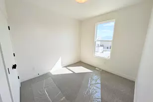 1484 W Kiera Ct N, Farmington, UT 84025 - Photo 4