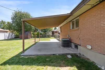 9191 S 220 E, Sandy, UT 84070 - Photo 20