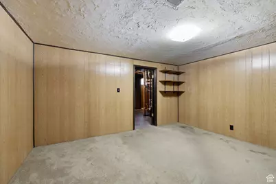 9191 S 220 E, Sandy, UT 84070 - Photo 14