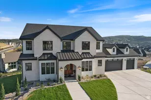 14598 S Canyon Edge Cir, Draper (UT Cnty), UT 84020 - Photo 18