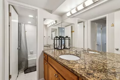 251 S 700 E #11, Salt Lake City, UT 84102 - Photo 10