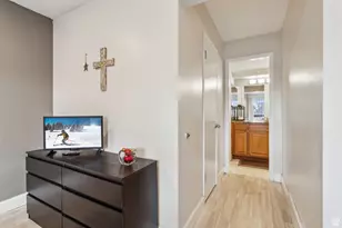 251 S 700 E, Salt Lake City, UT 84102 - Photo 10