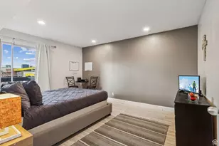 251 S 700 E, Salt Lake City, UT 84102 - Photo 12