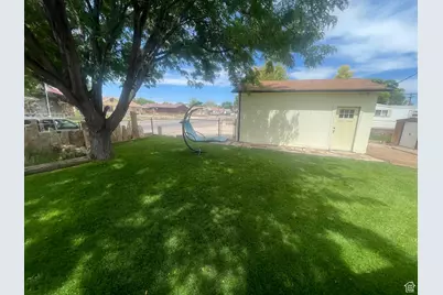 611 E Lagoon St, Roosevelt, UT 84066 - Photo 6