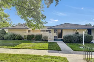 1872 E 5150 S, Holladay, UT 84117 - Photo 2