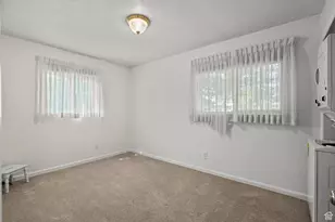 5889 S Kingston Way, Murray, UT 84107 - Photo 14