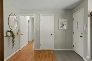 5889 S Kingston Way, Murray, UT 84107 - Photo 4