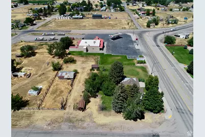 19 N Main, Levan, UT 84639 - Photo 32