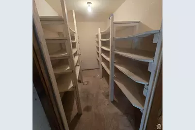 19 N Main, Levan, UT 84639 - Photo 12