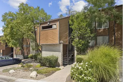 2430 S Elizabeth St E #5, Salt Lake City, UT 84106 - Photo 1