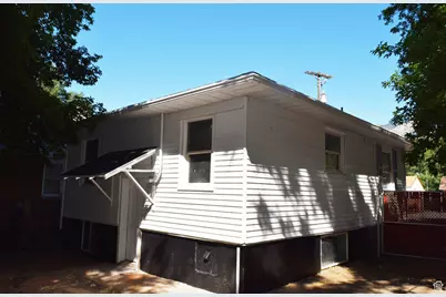 909 S Grant E, Ogden, UT 84404 - Photo 10