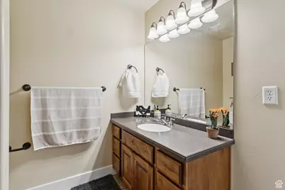 1848 E Rouen Cir, Holladay, UT 84117 - Photo 24