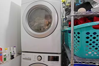 794 N Valeria Dr E, Layton, UT 84041 - Photo 14