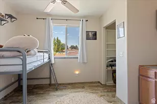 794 N Valeria Dr E, Layton, UT 84041 - Photo 28