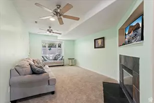 794 N Valeria Dr E, Layton, UT 84041 - Photo 10