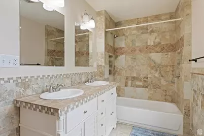 794 N Valeria Dr E, Layton, UT 84041 - Photo 20