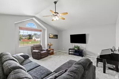 518 N 220 E, Mendon, UT 84325 - Photo 10