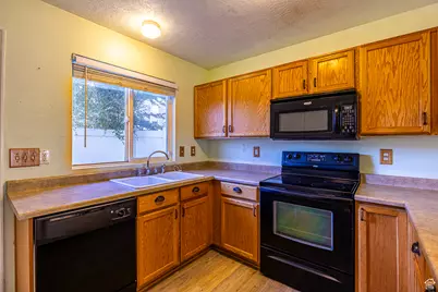 475 N Redwood Rd #49, Salt Lake City, UT 84116 - Photo 8