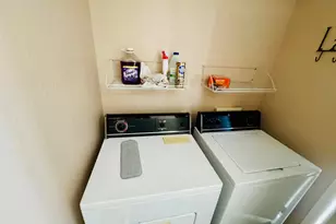 1150 W Red Hills Pkwy, Washington, UT 84780 - Photo 20