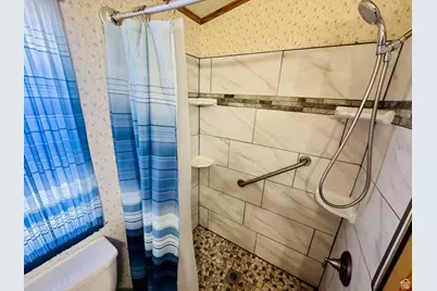 1150 W Red Hills Pkwy #122, Washington, UT 84780 - Photo 24