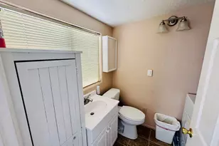 1150 W Red Hills Pkwy, Washington, UT 84780 - Photo 14