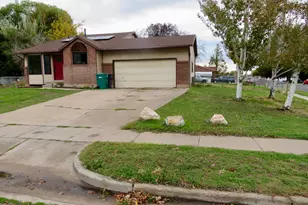 5009 S 2925 W, Roy, UT 84067 - Photo 2