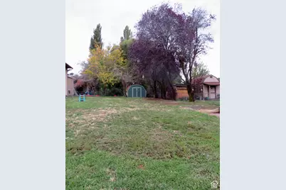 5009 S 2925 W, Roy, UT 84067 - Photo 18