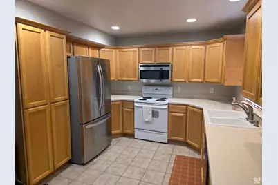 10456 N Morgan Blvd, Cedar Hills, UT 84062 - Photo 10