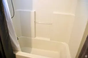 367 E 740 N, Tooele, UT 84074 - Photo 16