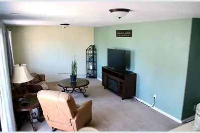 367 E 740 N, Tooele, UT 84074 - Photo 18