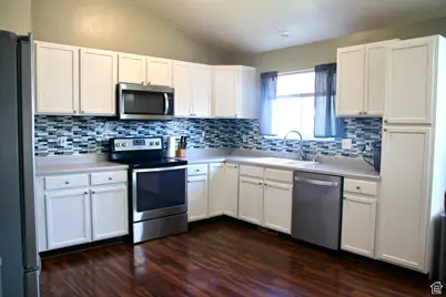 367 E 740 N, Tooele, UT 84074 - Photo 4