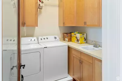 1342 E Northridge Dr N, Bountiful, UT 84010 - Photo 12