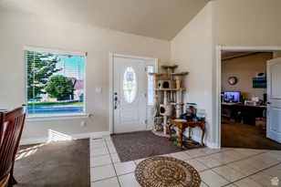 244 E Range Rd, Saratoga Springs, UT 84045 - Photo 8