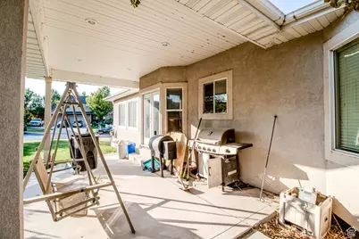 244 E Range Rd, Saratoga Springs, UT 84045 - Photo 32