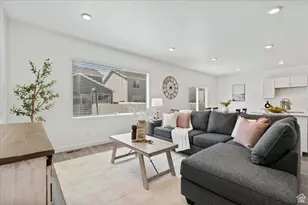 1133 E Commodore Ln, Saratoga Springs, UT 84045 - Photo 2