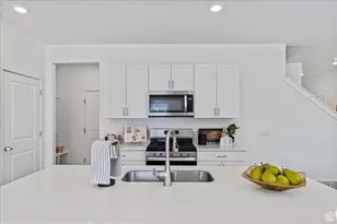 1133 E Commodore Ln, Saratoga Springs, UT 84045 - Photo 8