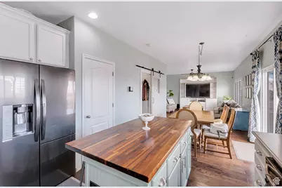 13597 S Firetip Ct, Riverton, UT 84096 - Photo 10