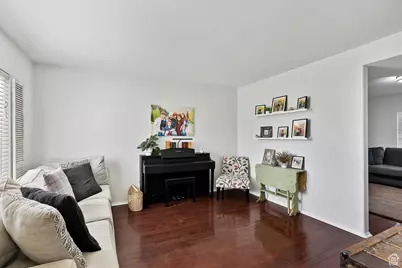 1112 S 1825 W, Syracuse, UT 84075 - Photo 4