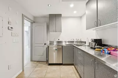 1085 E 900 S, Salt Lake City, UT 84105 - Photo 22